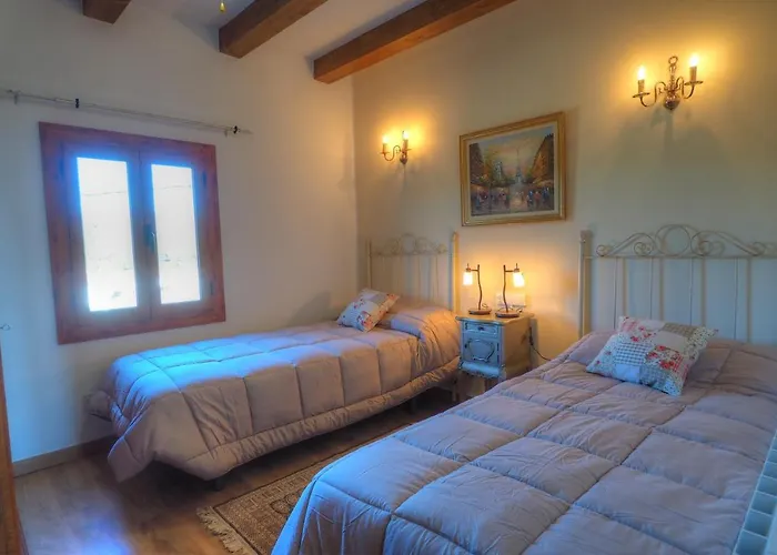 Villa Masia Can Roig